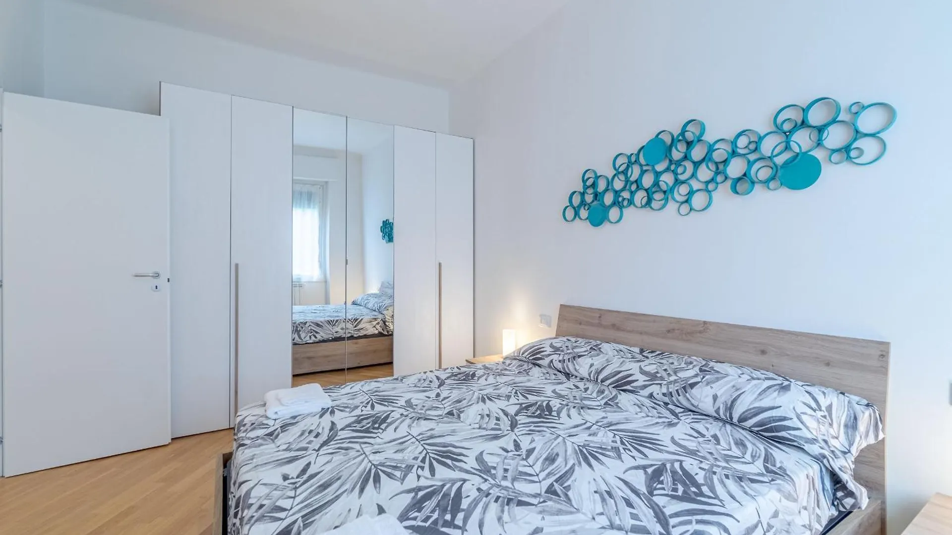 The Fork'S Flat Apartment Genoa