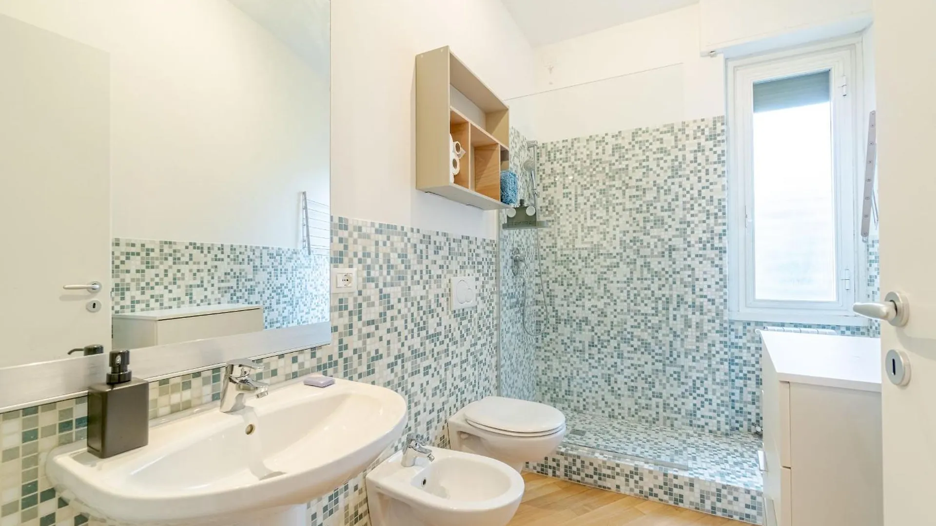 The Fork'S Flat Apartment Genoa Italy
